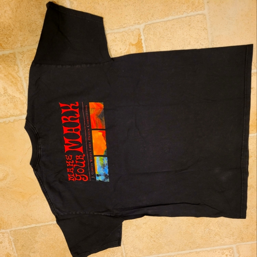 J. Garcia Art of Wine Label Artwork Competition T Shirt. - Picture 3 of 4